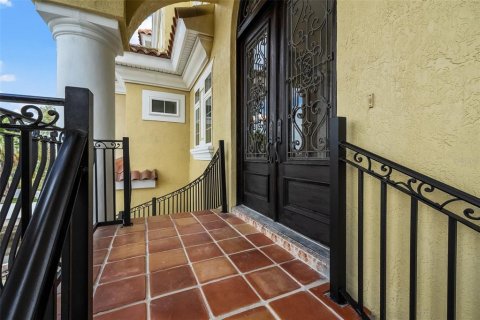 Casa en venta en Hernando Beach, Florida, 4 dormitorios, 447.42 m2 № 1773749 - foto 8