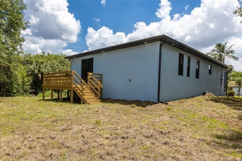 Villa ou maison à vendre à Punta Gorda, Floride: 3 chambres, 124.3 m2 № 1553038 - photo 18