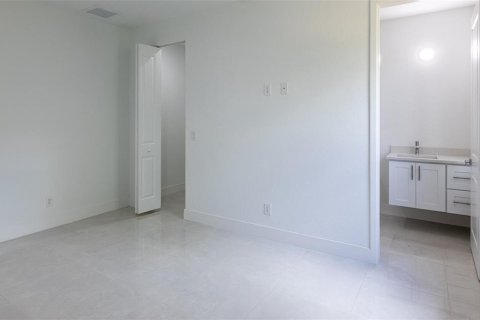 Villa ou maison à vendre à Punta Gorda, Floride: 3 chambres, 124.3 m2 № 1553038 - photo 11