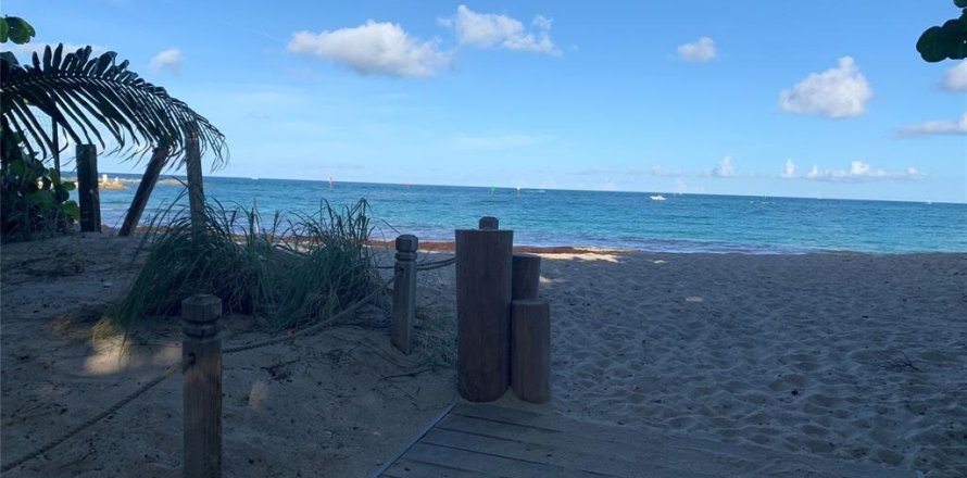 Casa en Pompano Beach, Florida 4 dormitorios, 198.63 m2 № 804753