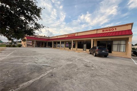Immobilier commercial à Port Charlotte, Floride 1313.64 m2 № 2321601