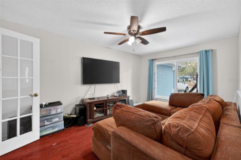 House in Saint Lucie, Florida 4 bedrooms, 197.97 sq.m. № 2144710 - photo 18