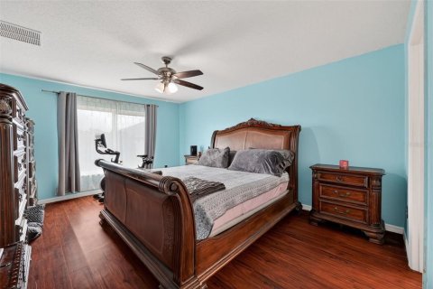 House in Saint Lucie, Florida 4 bedrooms, 197.97 sq.m. № 2144710 - photo 27
