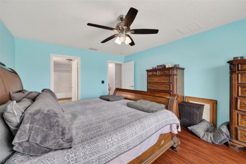 House in Saint Lucie, Florida 4 bedrooms, 197.97 sq.m. № 2144710 - photo 24