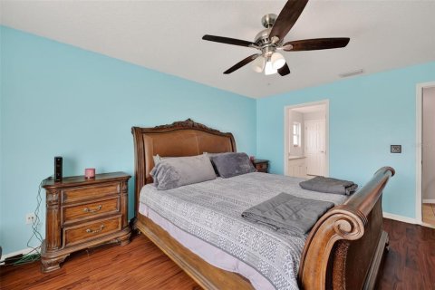 House in Saint Lucie, Florida 4 bedrooms, 197.97 sq.m. № 2144710 - photo 25