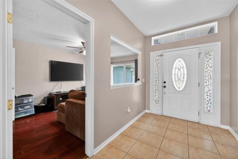 House in Saint Lucie, Florida 4 bedrooms, 197.97 sq.m. № 2144710 - photo 15