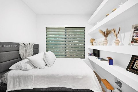 Купить виллу или дом в Майами, Флорида 4 спальни, 111.48м2, № 1949748 - фото 11