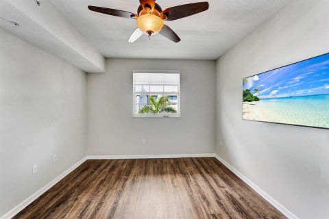 Condo in Delray Beach, Florida, 2 bedrooms  № 2187399 - photo 22