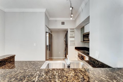 Condo in Delray Beach, Florida, 2 bedrooms  № 2187399 - photo 5