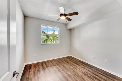 Condo in Delray Beach, Florida, 2 bedrooms  № 2187399 - photo 13
