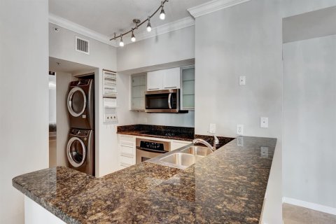 Condo in Delray Beach, Florida, 2 bedrooms  № 2187399 - photo 7