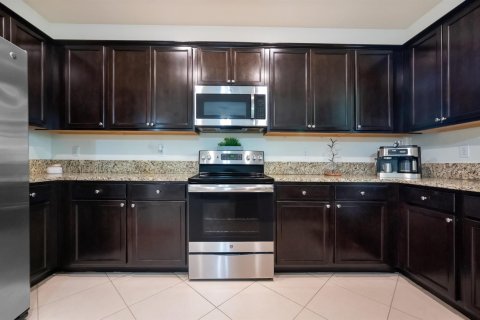 Touwnhouse à louer à Coconut Creek, Floride: 3 chambres, 136.19 m2 № 2407173 - photo 11