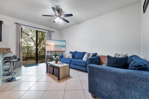 Touwnhouse à louer à Coconut Creek, Floride: 3 chambres, 136.19 m2 № 2407173 - photo 7