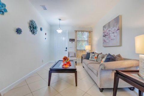 Touwnhouse à louer à Coconut Creek, Floride: 3 chambres, 136.19 m2 № 2407173 - photo 4
