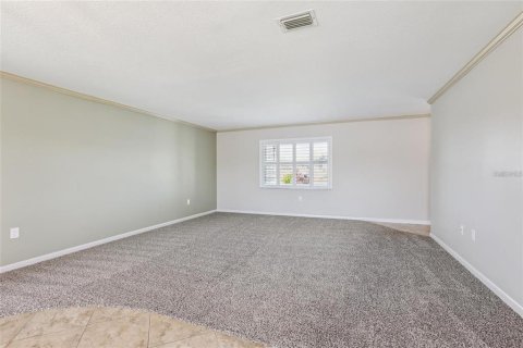 Villa ou maison à louer à Sun City Center, Floride: 2 chambres, 148.92 m2 № 1879226 - photo 23