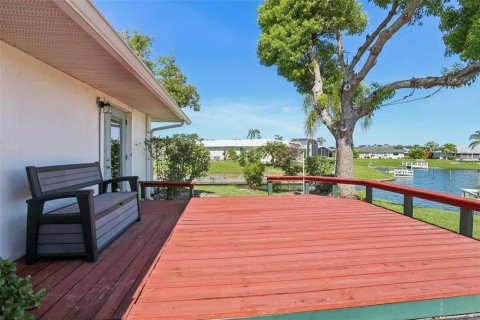 Villa ou maison à louer à Sun City Center, Floride: 2 chambres, 148.92 m2 № 1879226 - photo 28