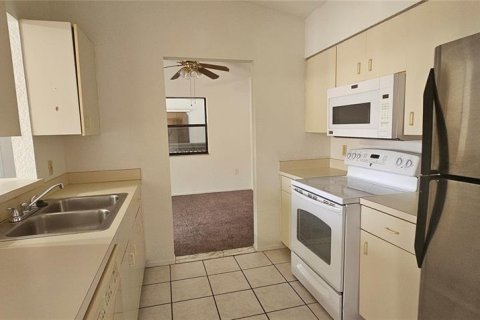 Copropriété à louer à Punta Gorda, Floride: 2 chambres, 89.19 m2 № 2413681 - photo 5