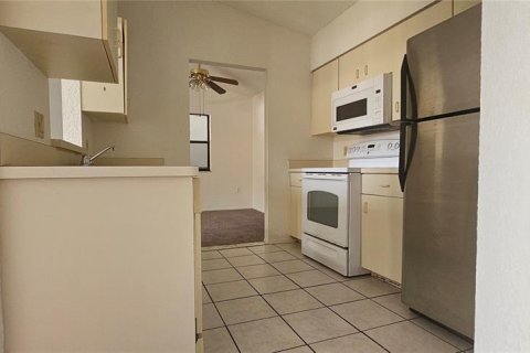 Copropriété à louer à Punta Gorda, Floride: 2 chambres, 89.19 m2 № 2413681 - photo 6