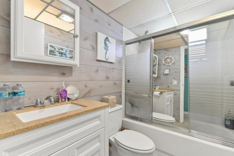 Condo in Delray Beach, Florida, 2 bedrooms № 2082933 - photo 14