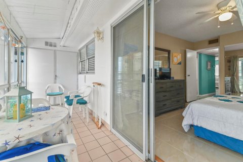 Condo in Delray Beach, Florida, 2 bedrooms № 2082933 - photo 18