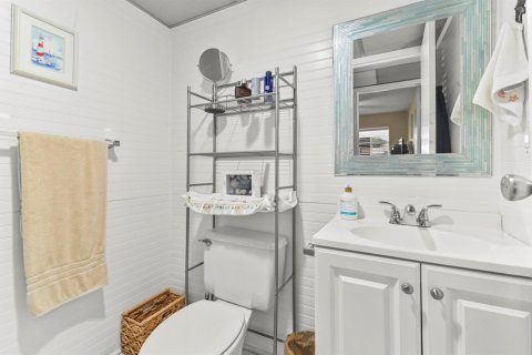 Condo in Delray Beach, Florida, 2 bedrooms № 2082933 - photo 12