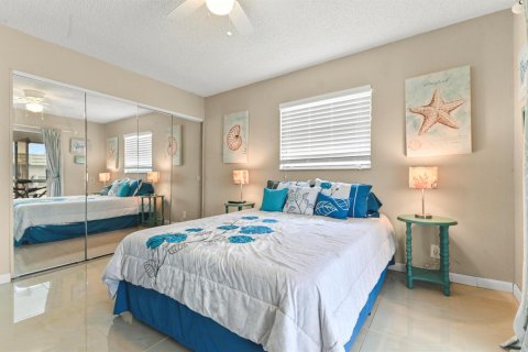Condo in Delray Beach, Florida, 2 bedrooms № 2082933 - photo 16