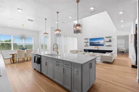Casa en venta en Clermont, Florida, 5 dormitorios, 412.58 m2 № 2383544 - foto 15