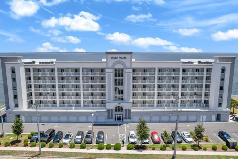 Condominio en venta en Titusville, Florida, 2 dormitorios, 122.82 m2 № 2096249 - foto 25