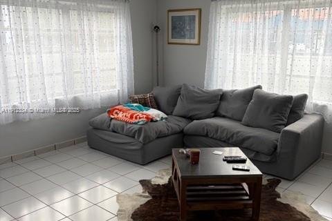 Casa en venta en Miami, Florida, 3 dormitorios, 160.81 m2 № 2034719 - foto 5