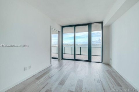 Купить кондоминиум в Майами, Флорида 1 спальня, 87.33м2, № 1779769 - фото 13