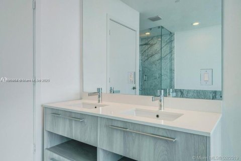 Купить кондоминиум в Майами, Флорида 1 спальня, 87.33м2, № 1779769 - фото 18