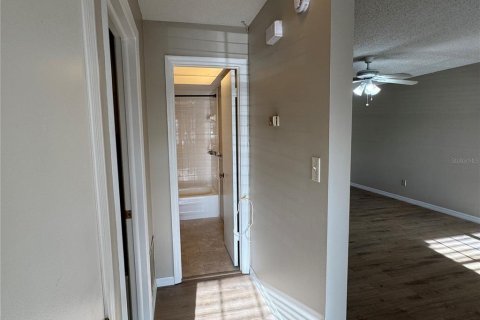 Townhouse in Orlando, Florida 2 bedrooms, 95.78 sq.m. № 2296203 - photo 6