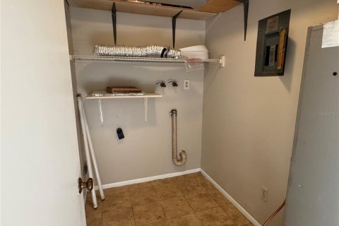 Townhouse in Orlando, Florida 2 bedrooms, 95.78 sq.m. № 2296203 - photo 8