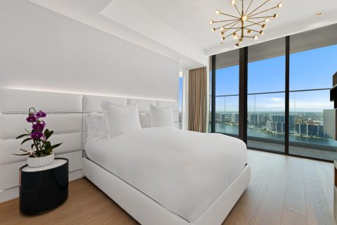 Condo in Sunny Isles Beach, Florida, 6 bedrooms  № 1861363 - photo 28