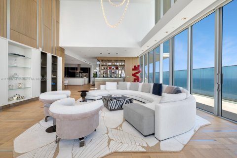 Condo in Sunny Isles Beach, Florida, 6 bedrooms  № 1861363 - photo 3