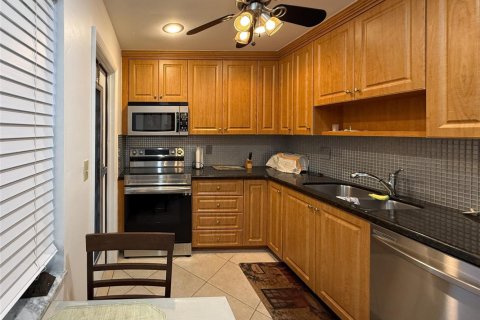 Copropriété à vendre à Lauderdale Lakes, Floride: 2 chambres, 106.84 m2 № 2084436 - photo 9