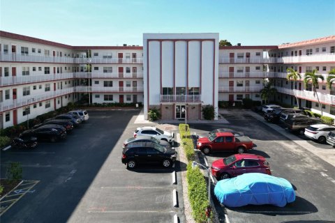 Condo à Lauderdale Lakes, Floride, 2 chambres  № 2084436