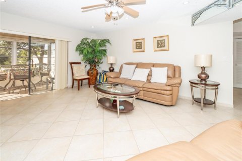 Copropriété à vendre à Lauderdale Lakes, Floride: 2 chambres, 106.84 m2 № 2084436 - photo 4