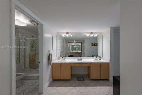 Copropriété à vendre à Key Biscayne, Floride: 2 chambres, 117.06 m2 № 2256960 - photo 9