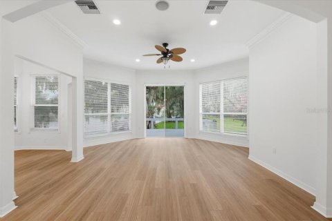 House in Lakeland, Florida 3 bedrooms, 189.24 sq.m. № 2258266 - photo 10