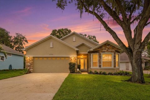 House in Lakeland, Florida 3 bedrooms, 189.24 sq.m. № 2258266 - photo 6
