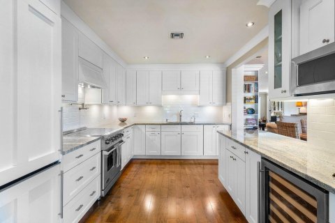 Condo in Boynton Beach, Florida, 3 bedrooms  № 2081670 - photo 13