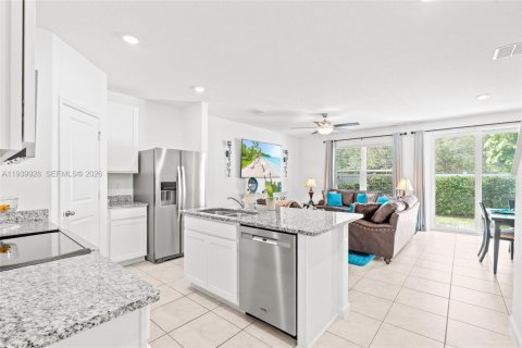 Купить таунхаус в Уэст-Палм-Бич, Флорида 3 спальни, 139.17м2, № 1997114 - фото 6