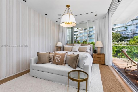 Casa en venta en Miami Beach, Florida, 4 dormitorios, 356.19 m2 № 1729631 - foto 22