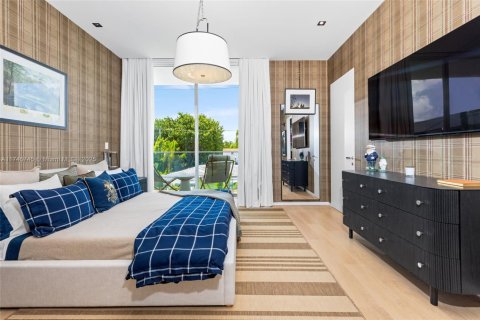 Casa en venta en Miami Beach, Florida, 4 dormitorios, 356.19 m2 № 1729631 - foto 29