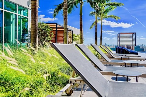 Condo in Miami, Florida, 1 bedroom  № 1865058 - photo 2