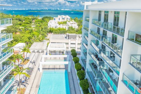 Condo in Miami, Florida, 1 bedroom  № 1865058 - photo 12