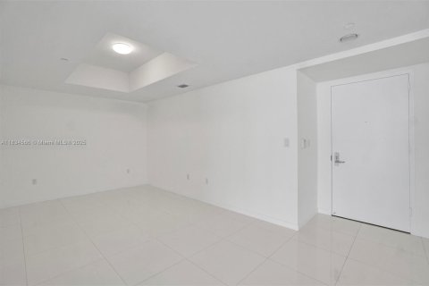 Condominio en venta en Miami, Florida, 2 dormitorios, 121.98 m2 № 1817022 - foto 7