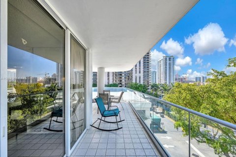 Купить кондоминиум в Авентура, Флорида 2 спальни, 175.31м2, № 1692474 - фото 30
