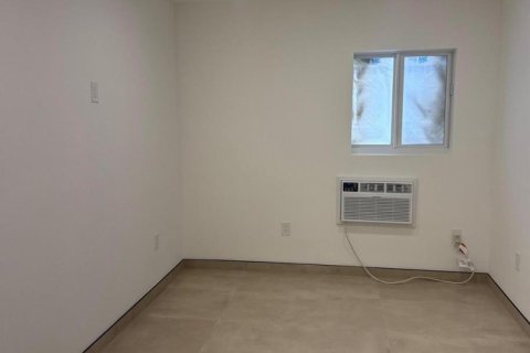 Apartment in Miami Beach, Florida 2 bedrooms, 735.6 sq.m. № 2184610 - photo 7
